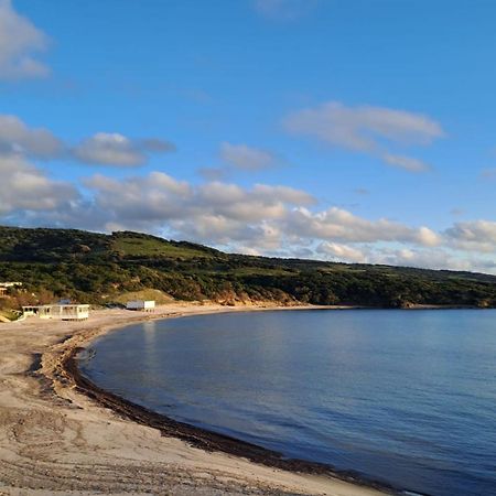 Sardegna Isola Rossa Casa Mirta Vista Mare E Wifi Apartment Exterior photo